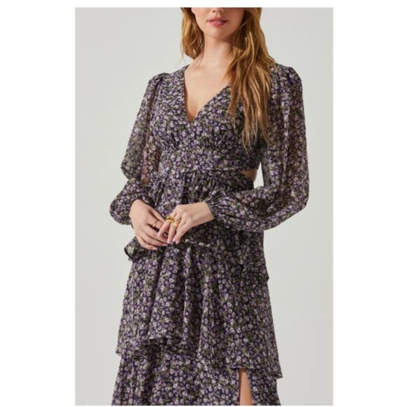ASTR the Label Anora Floral Long Sleeve Dress Size: S NWT - Picture 2 of 6